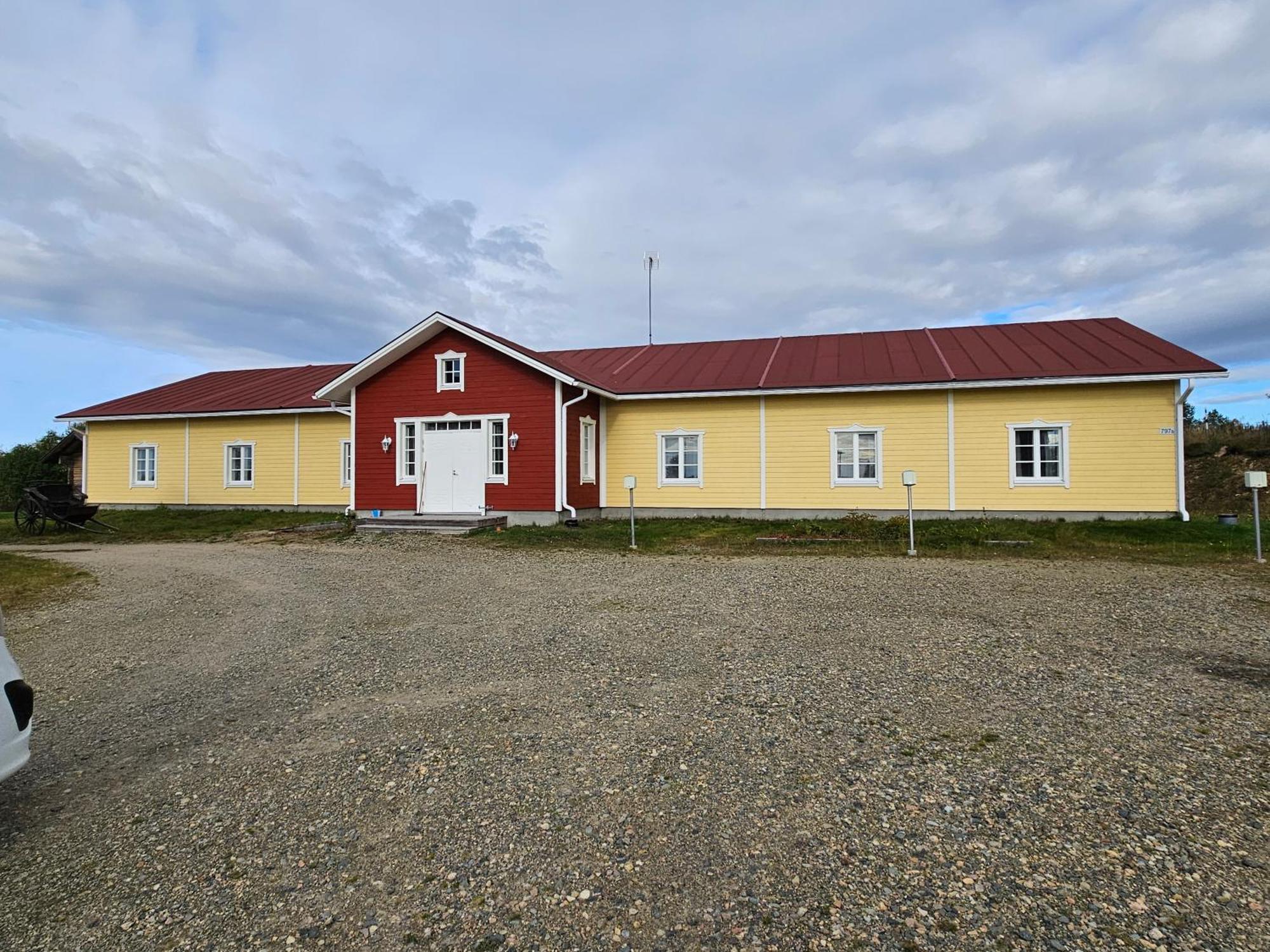 Kierinki Village Majatalo Exterior foto